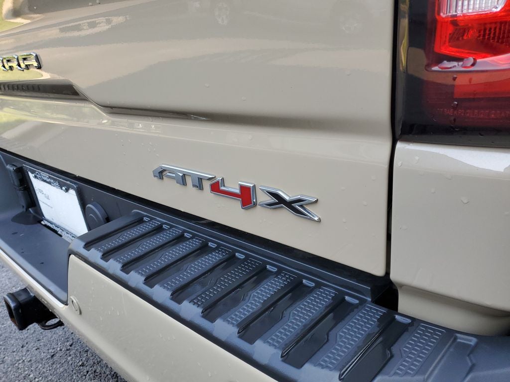 2023 GMC Sierra 1500 AT4X