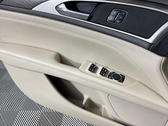 2017 Lincoln MKZ Select