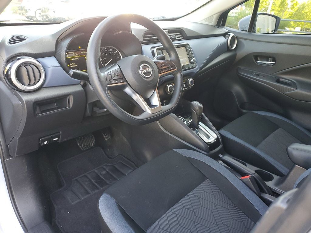 2023 Nissan Versa 1.6 SV