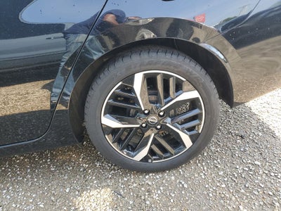 2024 Nissan Versa 1.6 SR