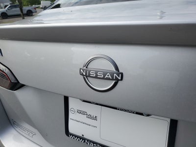 2025 Nissan Versa 1.6 SR