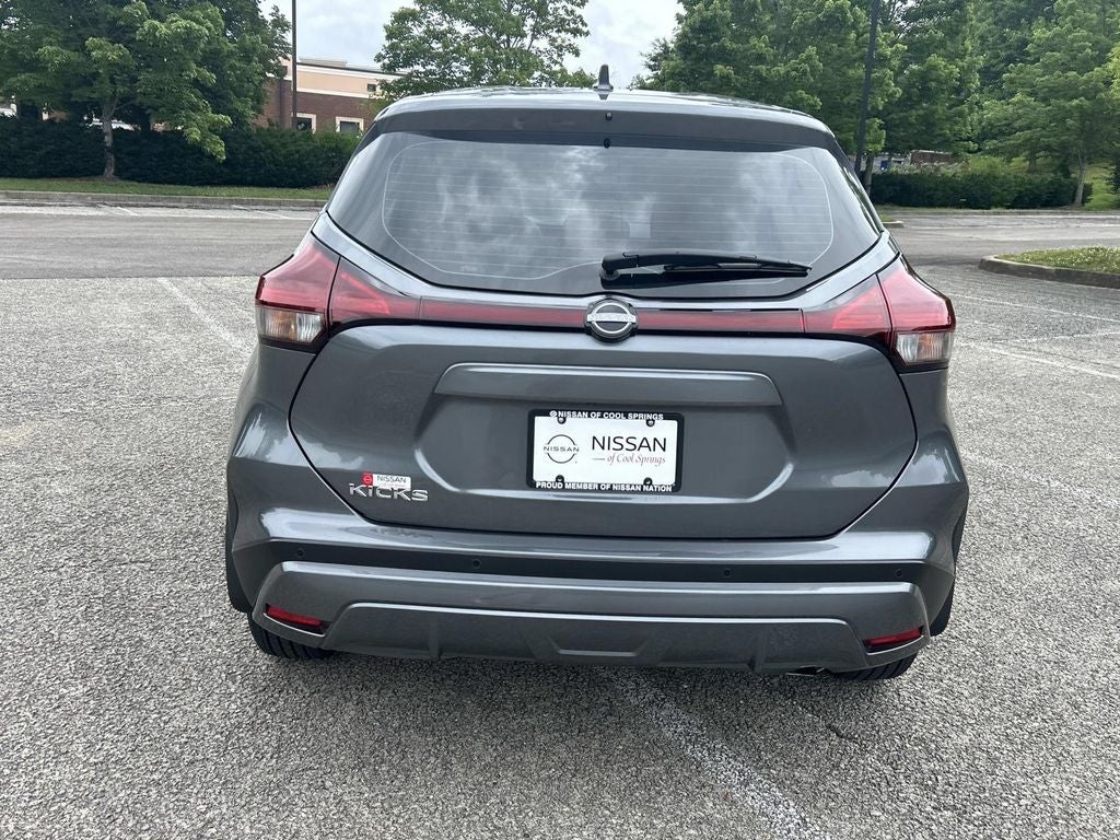 2025 Nissan Kicks Play S