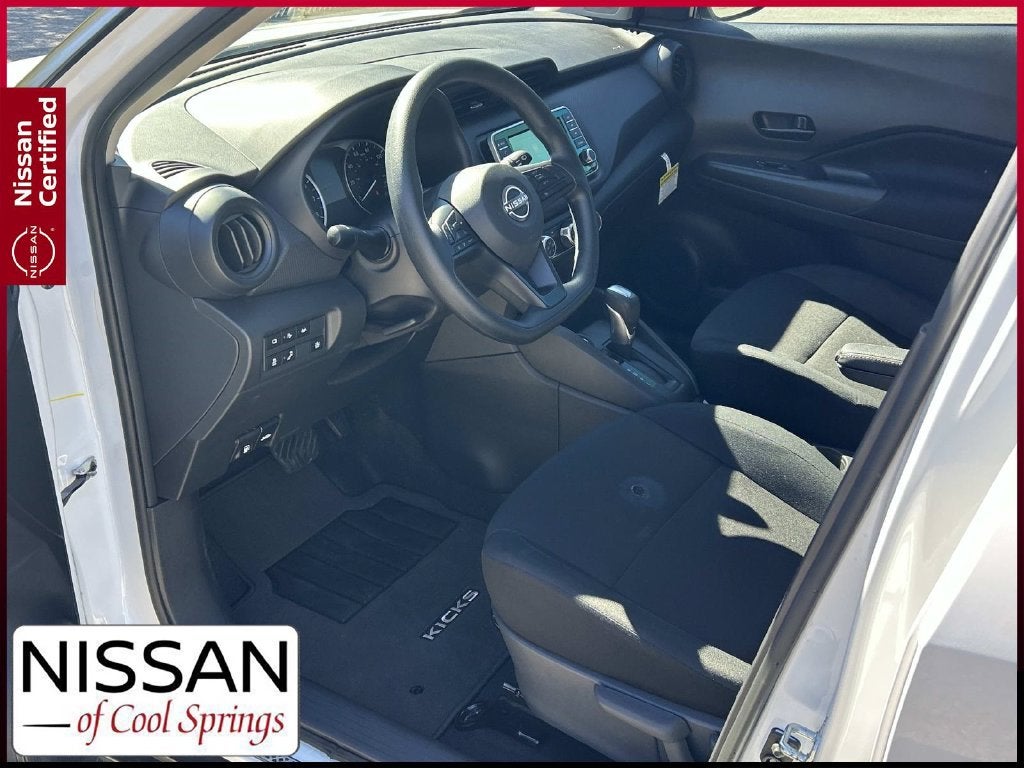 2025 Nissan Kicks Play S