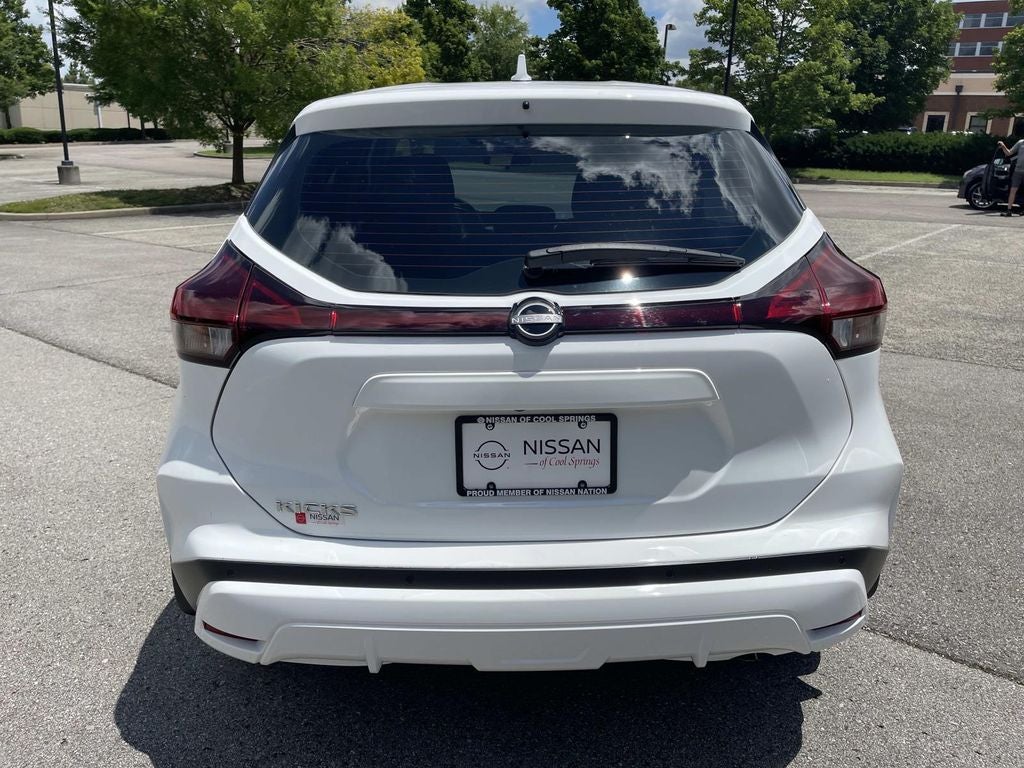2025 Nissan Kicks Play S