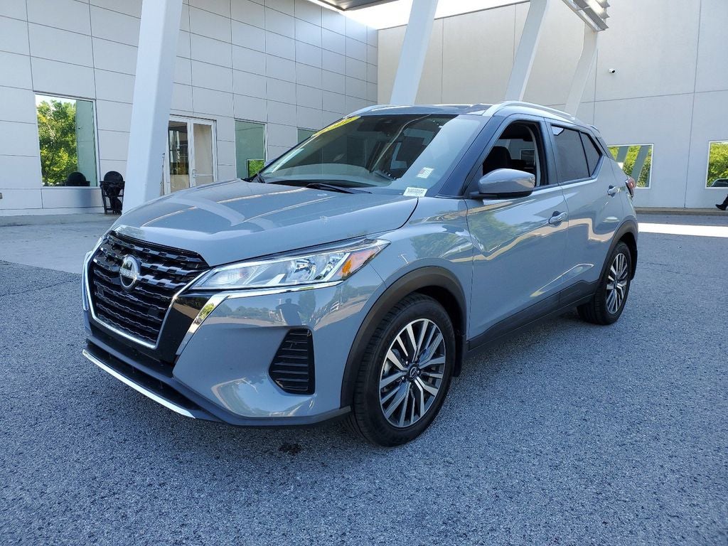 2022 Nissan Kicks SV