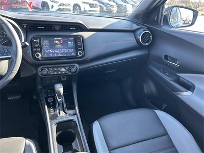 2023 Nissan Kicks SR