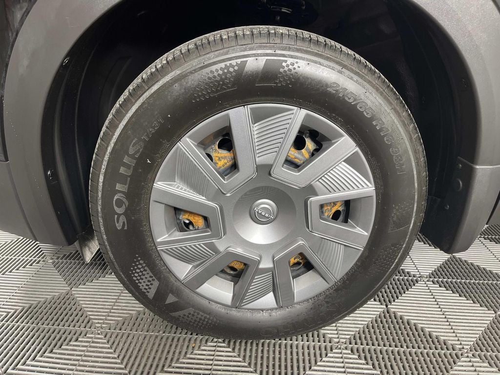 2025 Nissan Kicks S