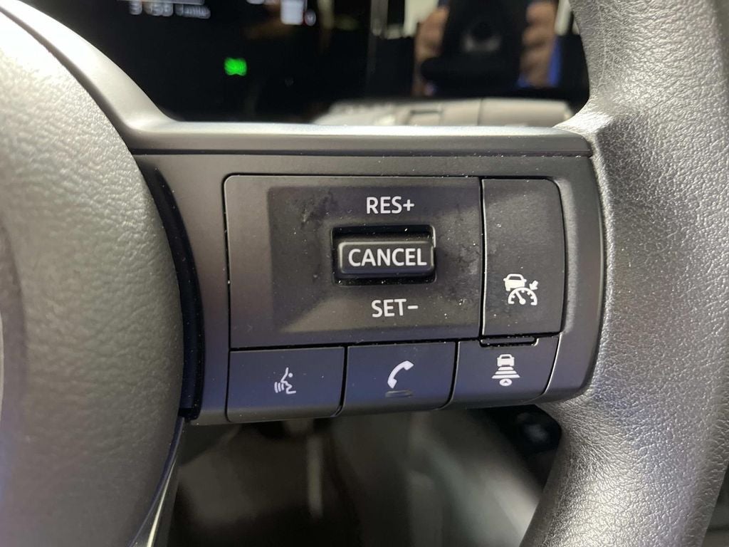 2025 Nissan Kicks S