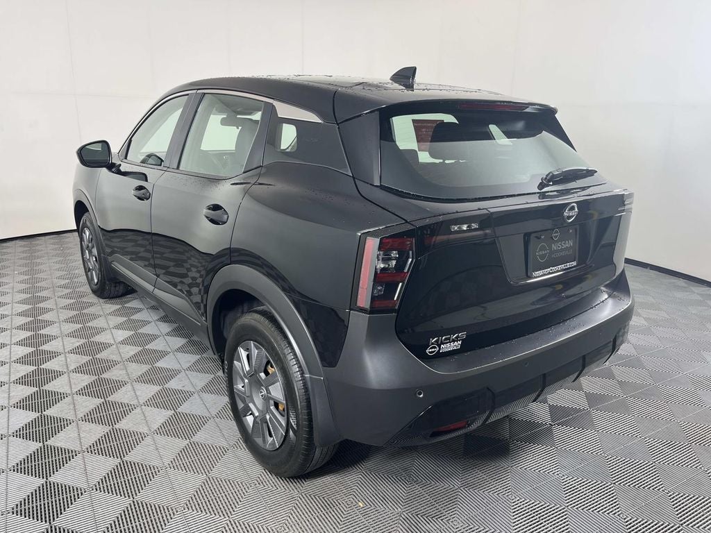 2025 Nissan Kicks S