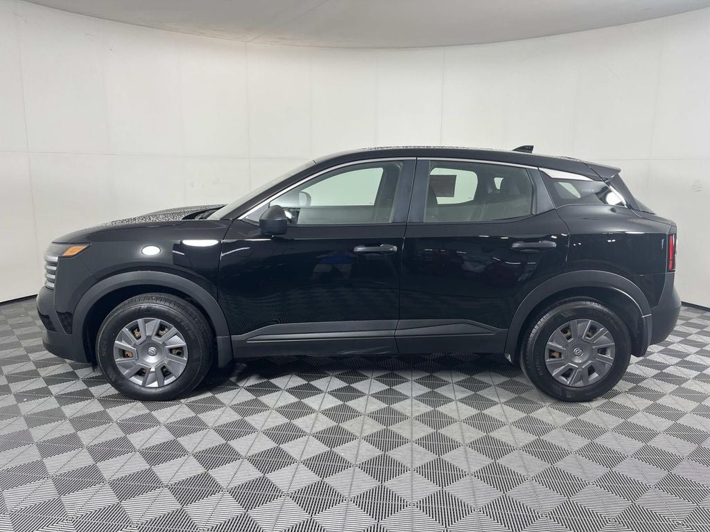 2025 Nissan Kicks S