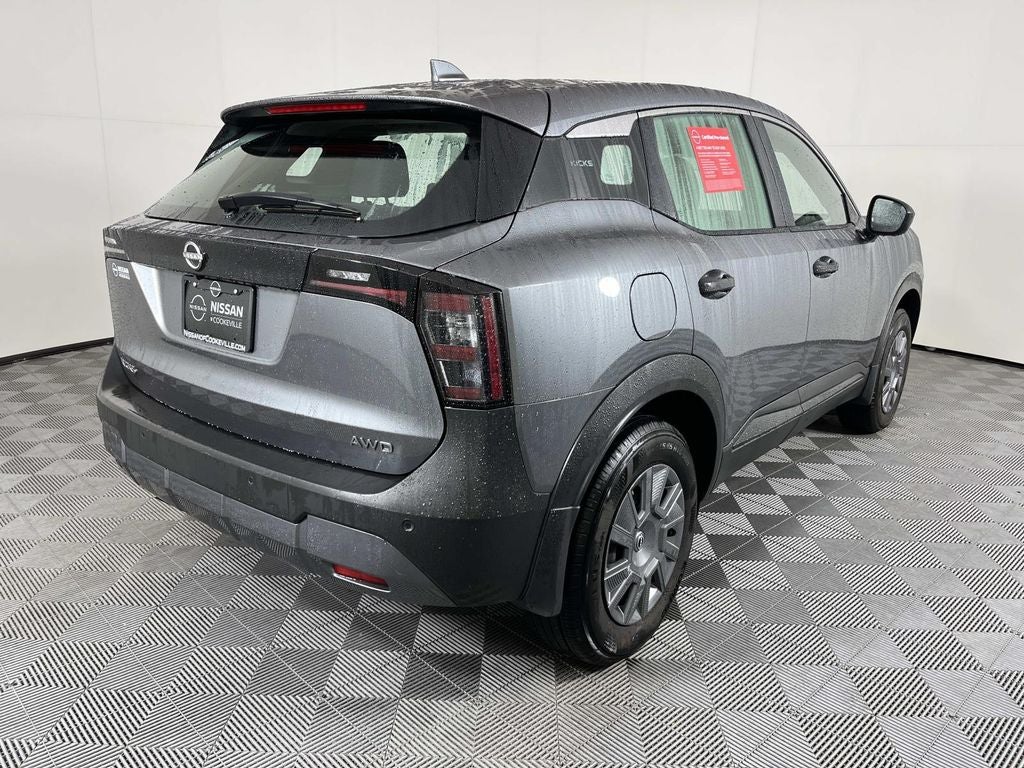 2025 Nissan Kicks S