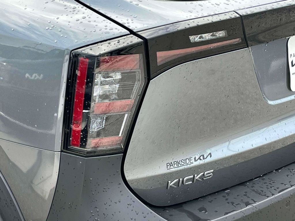 2025 Nissan Kicks SV