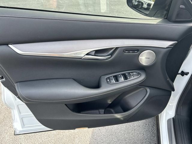 2023 INFINITI QX50 LUXE