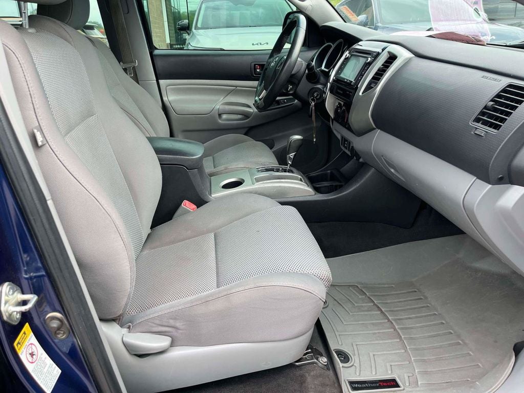 2015 Toyota Tacoma Base V6