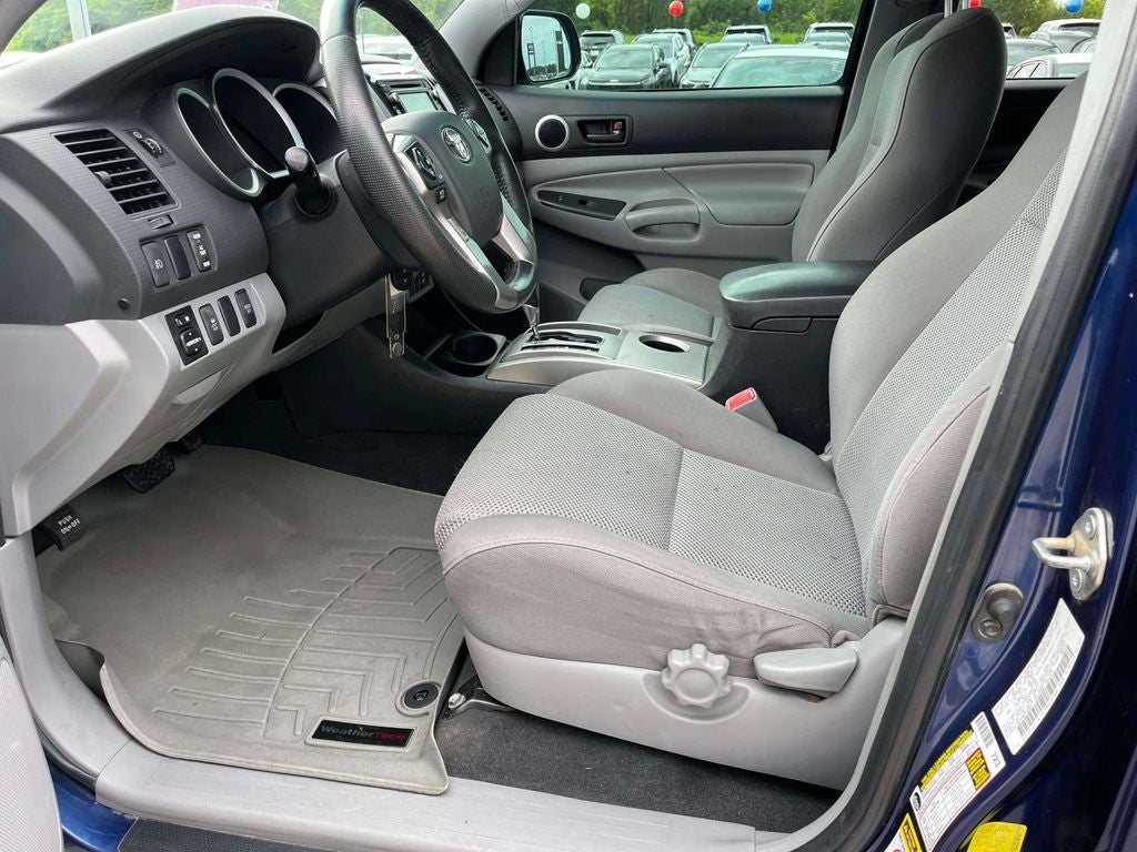 2015 Toyota Tacoma Base V6