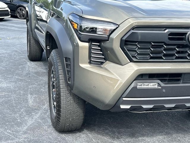 2024 Toyota Tacoma Hybrid TRD Off Road