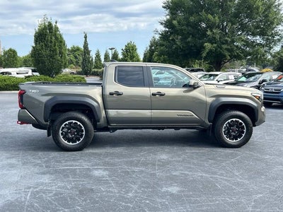 2024 Toyota Tacoma Hybrid TRD Off Road