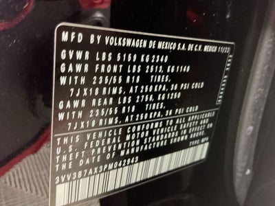 2023 Volkswagen Tiguan 2.0T SE