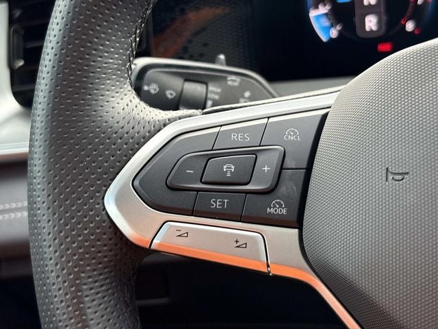 2025 Volkswagen Tiguan 2.0T SE R-Line Black