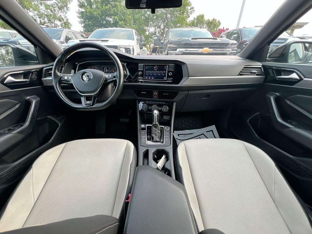 2019 Volkswagen Jetta R-Line
