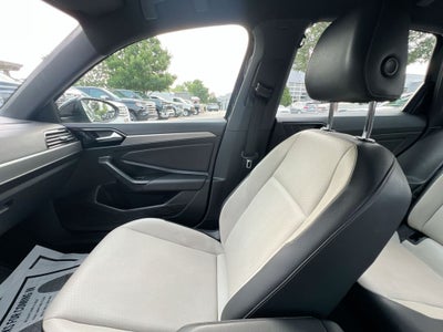 2019 Volkswagen Jetta R-Line