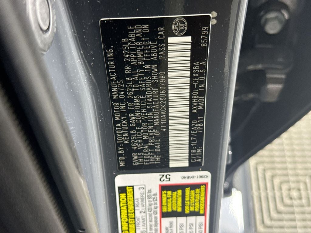 2025 Toyota Camry SE