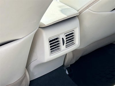 2022 Toyota Camry Hybrid XLE