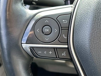 2022 Toyota Camry Hybrid XLE