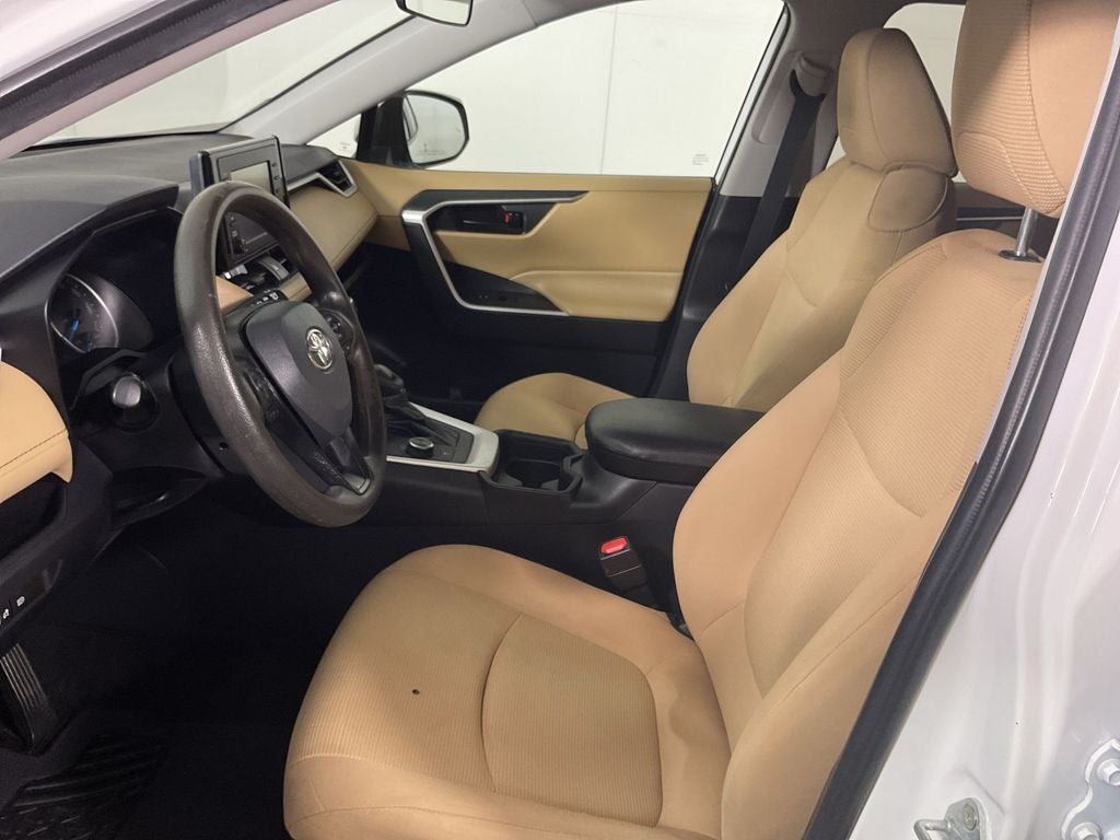 2021 Toyota RAV4 Hybrid LE