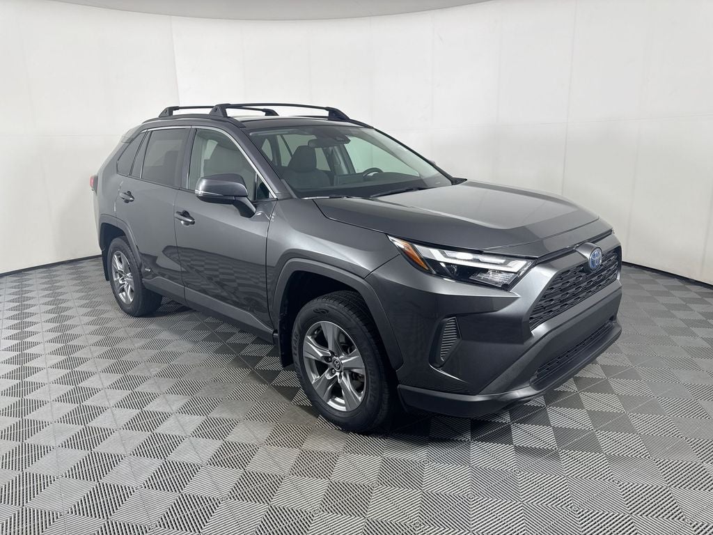 2022 Toyota RAV4 Hybrid XLE
