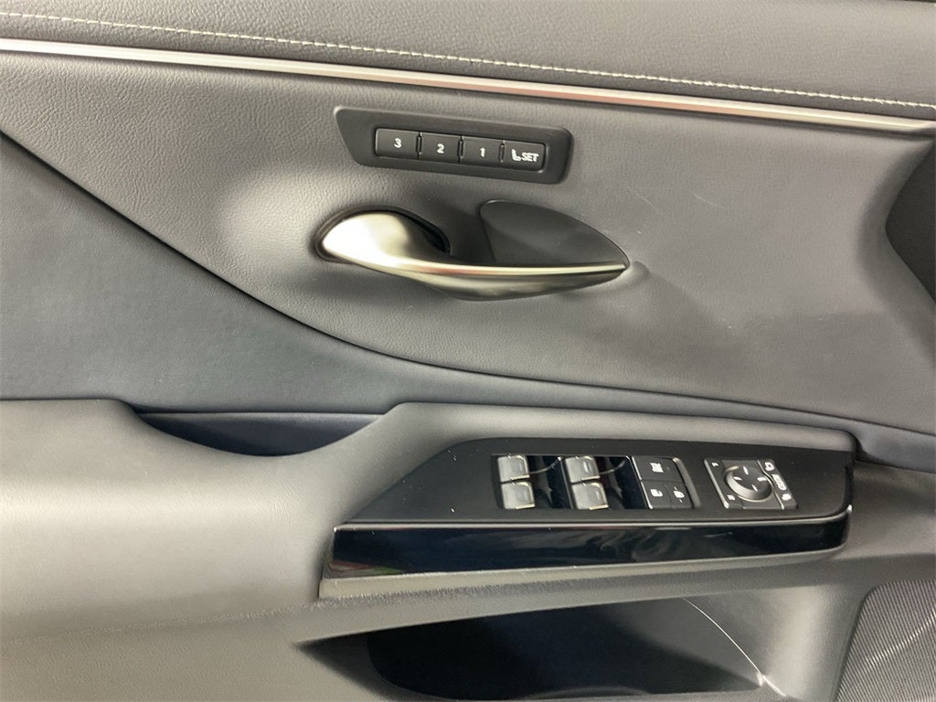 2025 Lexus ES 350 Premium