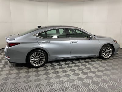 2022 Lexus ES 350 Ultra Luxury