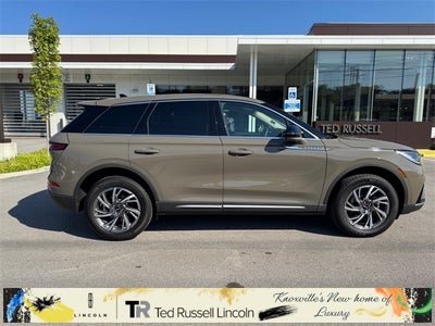 2025 Lincoln Corsair Premiere