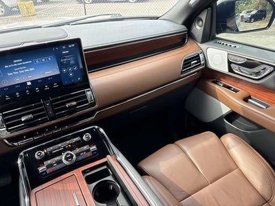 2024 Lincoln Navigator Reserve