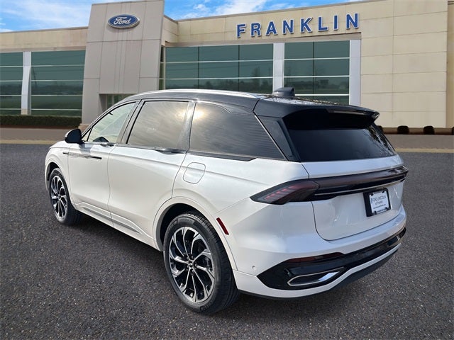 2024 Lincoln Nautilus Reserve