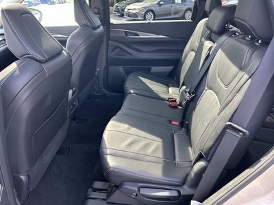 2024 INFINITI QX60 LUXE