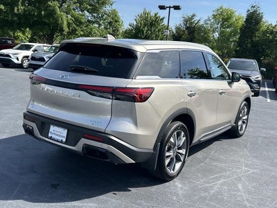 2024 INFINITI QX60 LUXE
