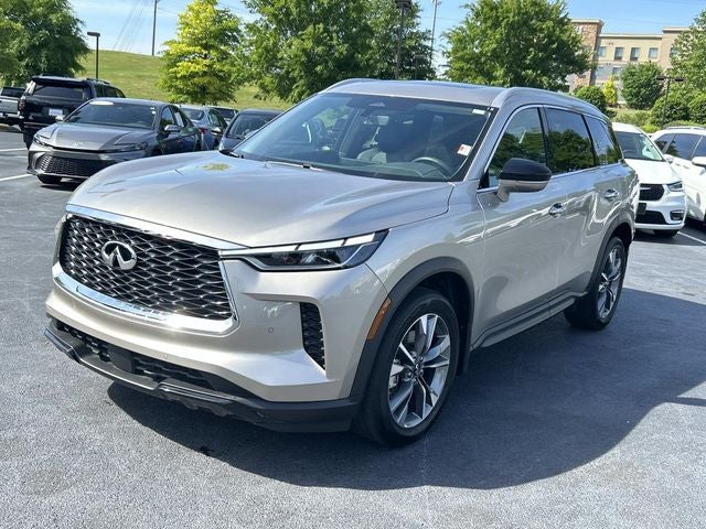 2024 INFINITI QX60 LUXE