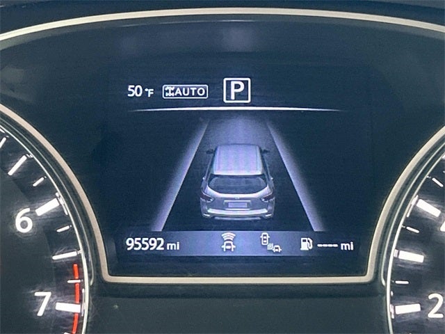 2020 Nissan Pathfinder SV