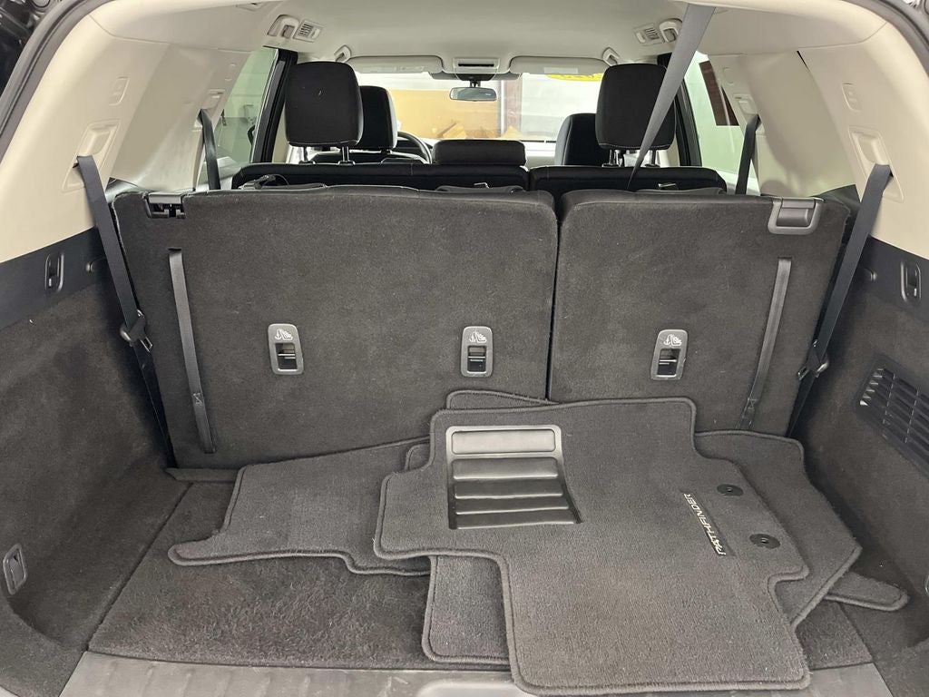 2023 Nissan Pathfinder S