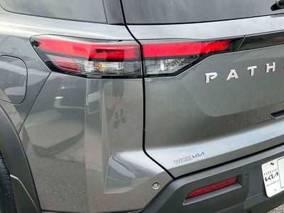 2025 Nissan Pathfinder S