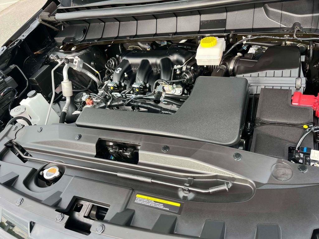2025 Nissan Pathfinder S