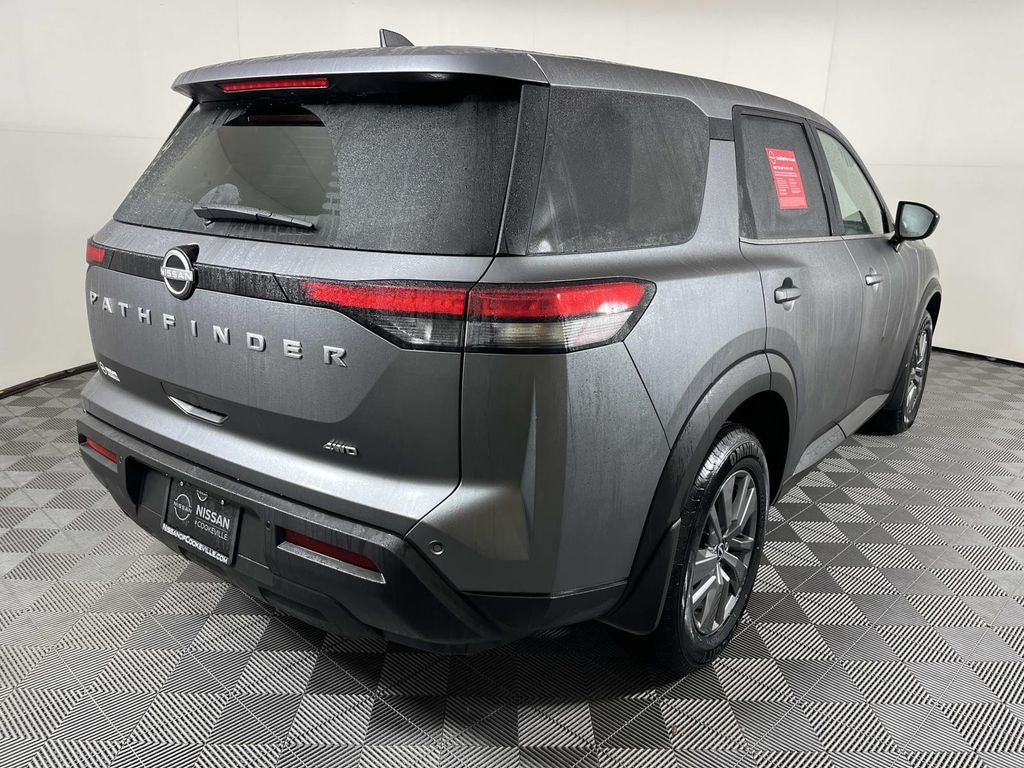 2023 Nissan Pathfinder S
