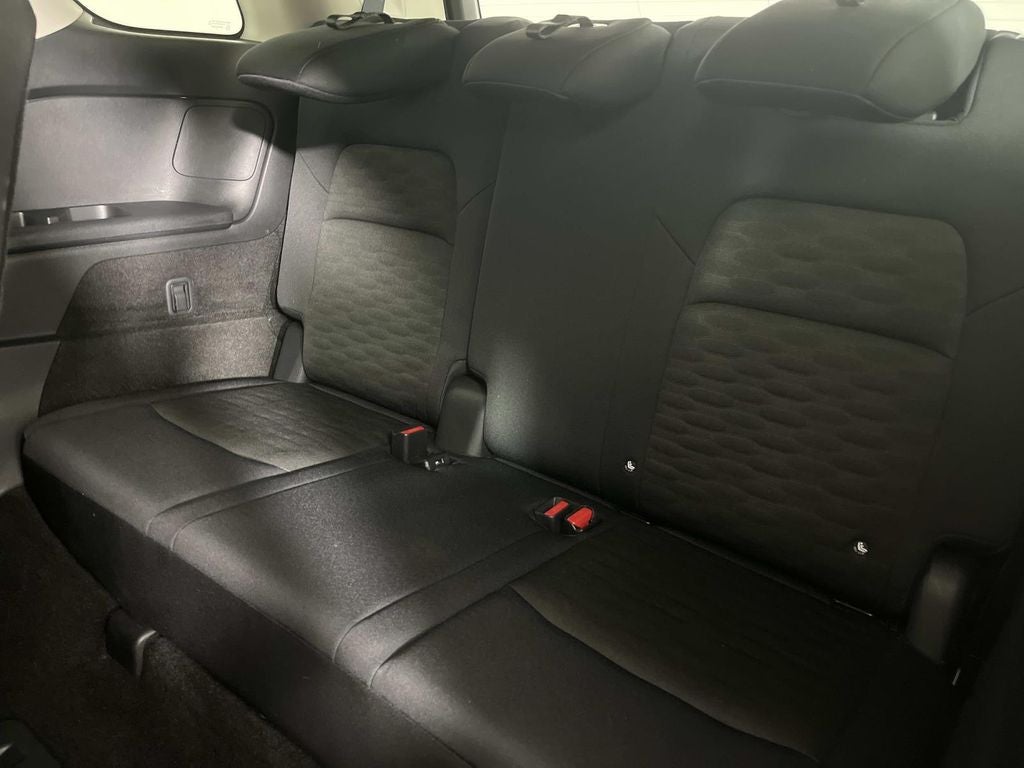 2025 Nissan Pathfinder S