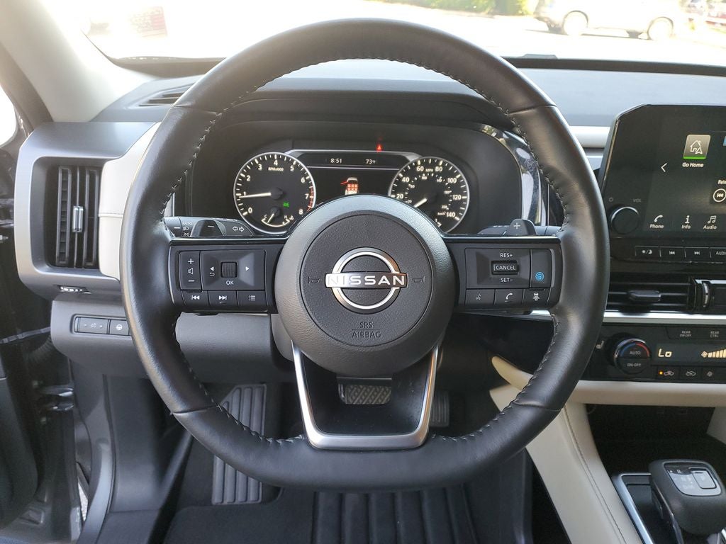 2023 Nissan Pathfinder SL