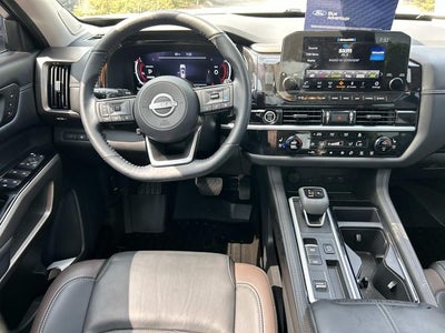 2024 Nissan Pathfinder Platinum