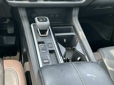 2024 Nissan Pathfinder Platinum
