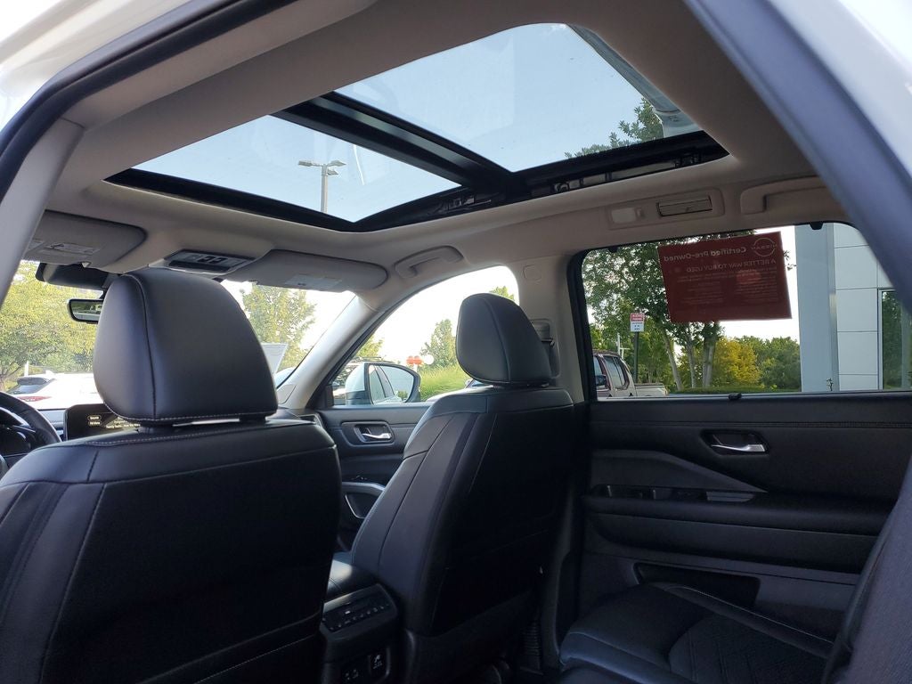 2024 Nissan Pathfinder Platinum
