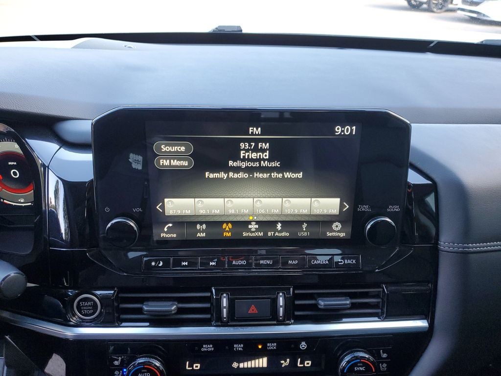2024 Nissan Pathfinder Platinum