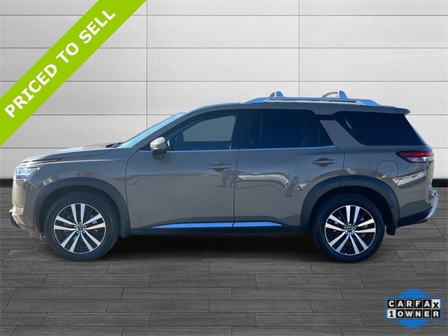 2024 Nissan Pathfinder Platinum